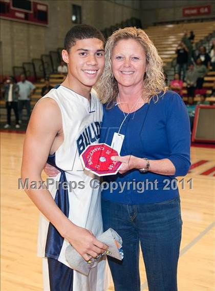 Thumbnail 1 in Redlands Adventist Academy vs. Arshag Dickranian Armenian (CIF SS 6A Final) photogallery.
