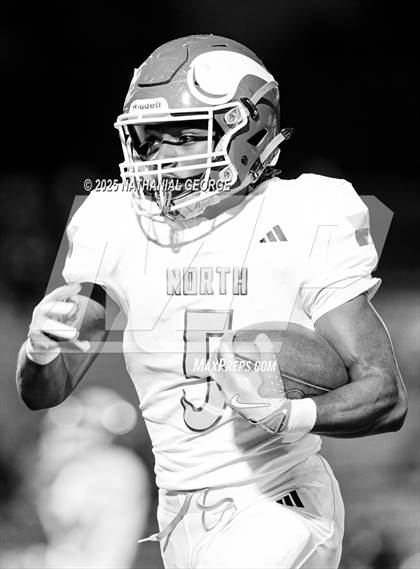 Thumbnail 3 in Omaha North @ Bellevue West photogallery.