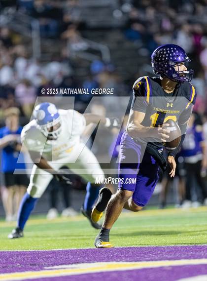 Thumbnail 3 in Omaha North @ Bellevue West photogallery.