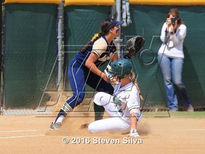 Thumbnail 2 in Mater Dei Catholic vs. Poway (CIF SDS Open Division 2nd Round) photogallery.
