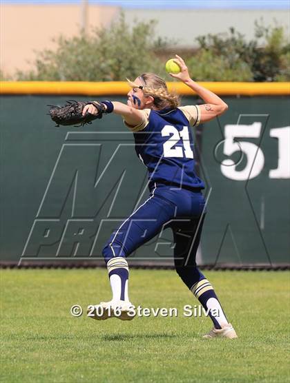 Thumbnail 1 in Mater Dei Catholic vs. Poway (CIF SDS Open Division 2nd Round) photogallery.