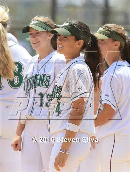 Thumbnail 1 in Mater Dei Catholic vs. Poway (CIF SDS Open Division 2nd Round) photogallery.