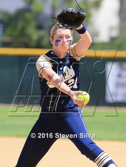 Thumbnail 3 in Mater Dei Catholic vs. Poway (CIF SDS Open Division 2nd Round) photogallery.