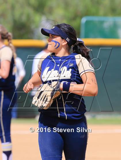 Thumbnail 2 in Mater Dei Catholic vs. Poway (CIF SDS Open Division 2nd Round) photogallery.