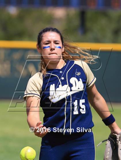 Thumbnail 3 in Mater Dei Catholic vs. Poway (CIF SDS Open Division 2nd Round) photogallery.
