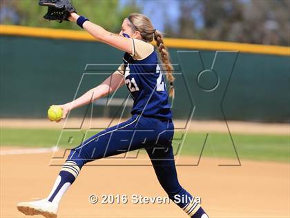 Thumbnail 2 in Mater Dei Catholic vs. Poway (CIF SDS Open Division 2nd Round) photogallery.