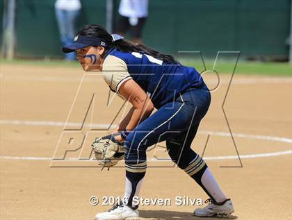 Thumbnail 1 in Mater Dei Catholic vs. Poway (CIF SDS Open Division 2nd Round) photogallery.