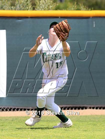 Thumbnail 2 in Mater Dei Catholic vs. Poway (CIF SDS Open Division 2nd Round) photogallery.