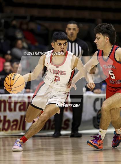 Thumbnail 3 in Tulare Western vs. Kerman (CIF CS Division 4 Championship) photogallery.