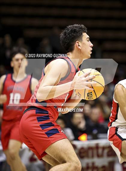 Thumbnail 2 in Tulare Western vs. Kerman (CIF CS Division 4 Championship) photogallery.