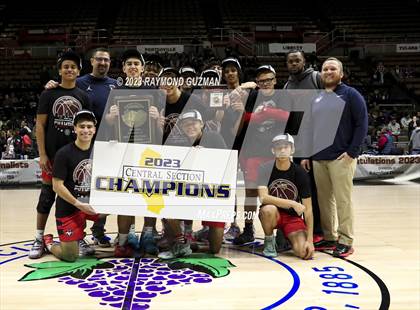 Thumbnail 2 in Tulare Western vs. Kerman (CIF CS Division 4 Championship) photogallery.