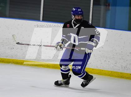Thumbnail 3 in Darien @ Fairfield Warde/Ludlowe photogallery.