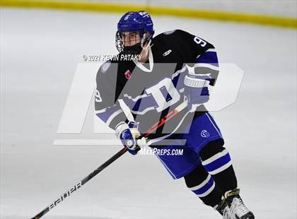 Thumbnail 2 in Darien @ Fairfield Warde/Ludlowe photogallery.