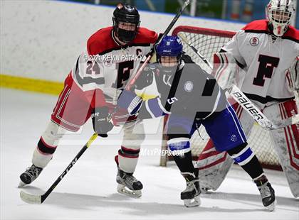 Thumbnail 3 in Darien @ Fairfield Warde/Ludlowe photogallery.