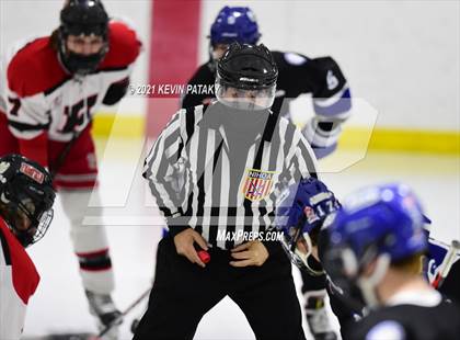 Thumbnail 3 in Darien @ Fairfield Warde/Ludlowe photogallery.