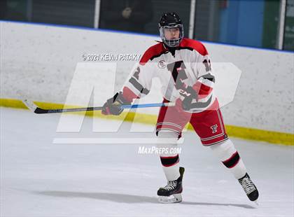 Thumbnail 3 in Darien @ Fairfield Warde/Ludlowe photogallery.