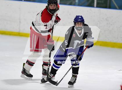 Thumbnail 3 in Darien @ Fairfield Warde/Ludlowe photogallery.