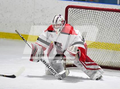 Thumbnail 3 in Darien @ Fairfield Warde/Ludlowe photogallery.