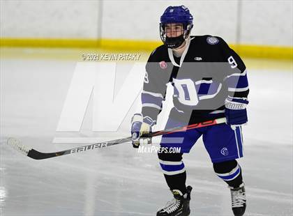 Thumbnail 2 in Darien @ Fairfield Warde/Ludlowe photogallery.
