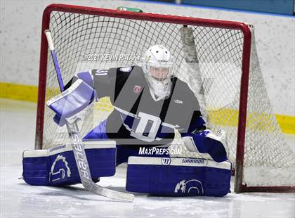 Thumbnail 2 in Darien @ Fairfield Warde/Ludlowe photogallery.
