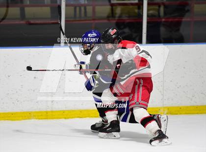 Thumbnail 1 in Darien @ Fairfield Warde/Ludlowe photogallery.