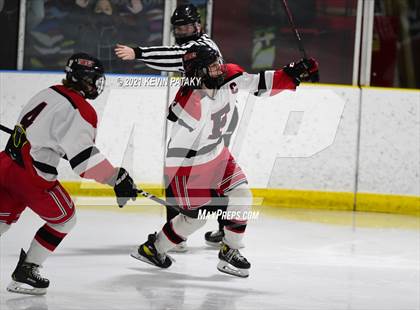 Thumbnail 2 in Darien @ Fairfield Warde/Ludlowe photogallery.