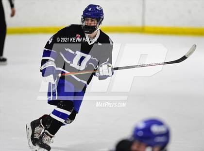 Thumbnail 1 in Darien @ Fairfield Warde/Ludlowe photogallery.