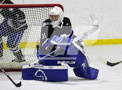 Thumbnail 2 in Darien @ Fairfield Warde/Ludlowe photogallery.