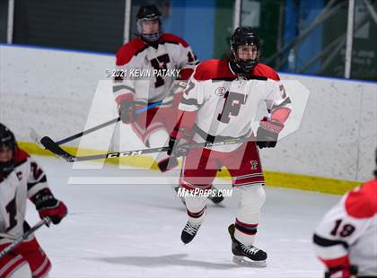 Thumbnail 2 in Darien @ Fairfield Warde/Ludlowe photogallery.