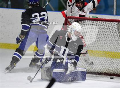 Thumbnail 1 in Darien @ Fairfield Warde/Ludlowe photogallery.