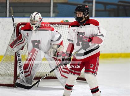 Thumbnail 1 in Darien @ Fairfield Warde/Ludlowe photogallery.