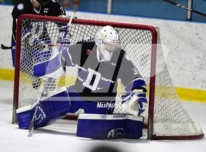 Thumbnail 1 in Darien @ Fairfield Warde/Ludlowe photogallery.