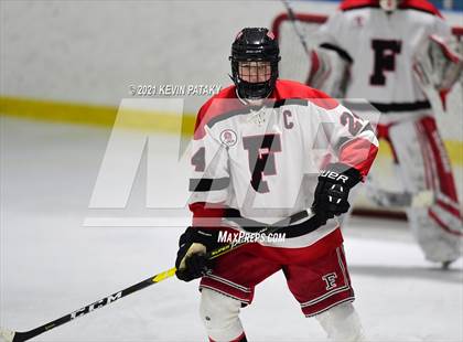 Thumbnail 2 in Darien @ Fairfield Warde/Ludlowe photogallery.
