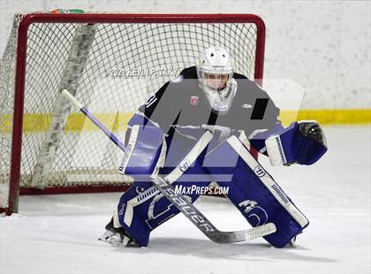 Thumbnail 3 in Darien @ Fairfield Warde/Ludlowe photogallery.
