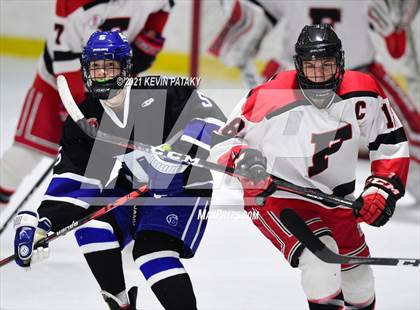 Thumbnail 1 in Darien @ Fairfield Warde/Ludlowe photogallery.