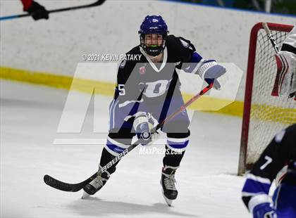 Thumbnail 1 in Darien @ Fairfield Warde/Ludlowe photogallery.