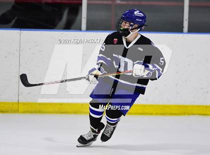 Thumbnail 1 in Darien @ Fairfield Warde/Ludlowe photogallery.