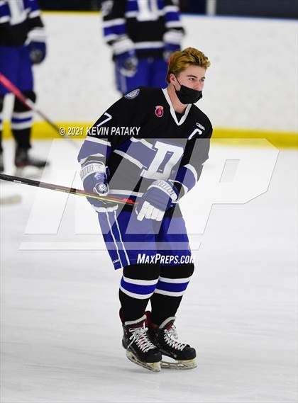 Thumbnail 2 in Darien @ Fairfield Warde/Ludlowe photogallery.