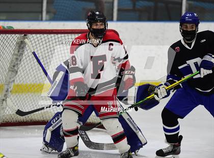 Thumbnail 1 in Darien @ Fairfield Warde/Ludlowe photogallery.