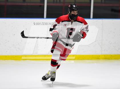Thumbnail 1 in Darien @ Fairfield Warde/Ludlowe photogallery.