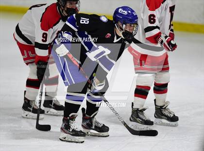 Thumbnail 3 in Darien @ Fairfield Warde/Ludlowe photogallery.