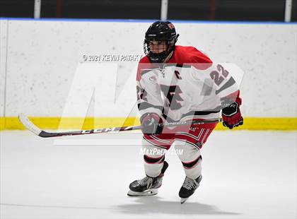 Thumbnail 2 in Darien @ Fairfield Warde/Ludlowe photogallery.