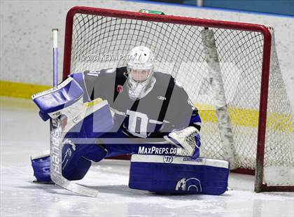 Thumbnail 1 in Darien @ Fairfield Warde/Ludlowe photogallery.