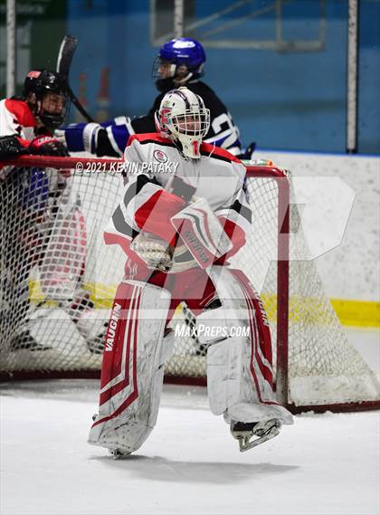 Thumbnail 1 in Darien @ Fairfield Warde/Ludlowe photogallery.