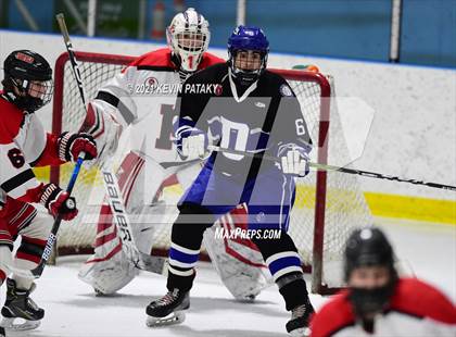 Thumbnail 3 in Darien @ Fairfield Warde/Ludlowe photogallery.