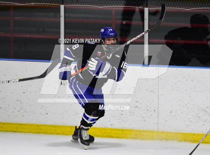 Thumbnail 2 in Darien @ Fairfield Warde/Ludlowe photogallery.