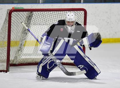 Thumbnail 1 in Darien @ Fairfield Warde/Ludlowe photogallery.