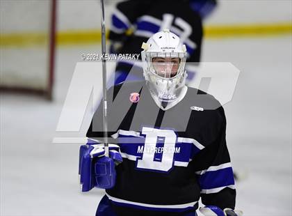 Thumbnail 2 in Darien @ Fairfield Warde/Ludlowe photogallery.