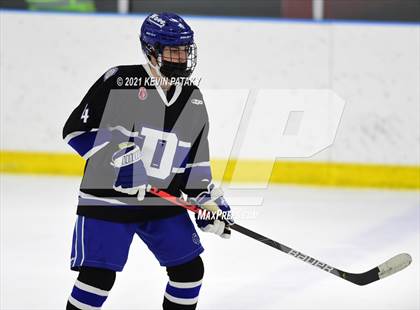 Thumbnail 1 in Darien @ Fairfield Warde/Ludlowe photogallery.