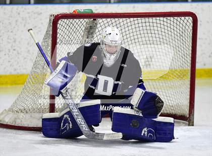 Thumbnail 2 in Darien @ Fairfield Warde/Ludlowe photogallery.